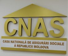 CNAS a finanțat prima tranșă a pensiilor și alocațiilor sociale