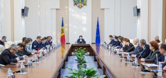 O parte din stocurile de ajutoare umanitare acordate Republicii Moldova, pentru gestionarea crizei refugiaților, vor fi redirecționate către autoritățile din Ucraina
