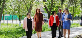 Prim-ministrul a vizitat Centrul pentru reabilitarea supraviețuitoarelor violenței din UTA Găgăuzia