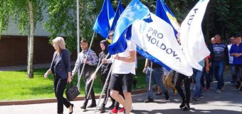 Moțiune depusă de „Pro Moldova” la Parlament. Se clatină fotoliul a trei miniștri?