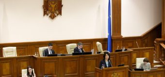 A fost votată în prima lectură excluderea imunității deputatului în cazul acuzării de corupere