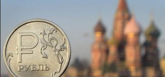 Rubla rusească a devenit mai puternică. Cum e posibil așa ceva? Expert: Există 2 explicații