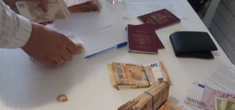 Reținuți și plasați în arest după ce ar fi estorcat bani de la șoferi de microbuze pe rute internaționale