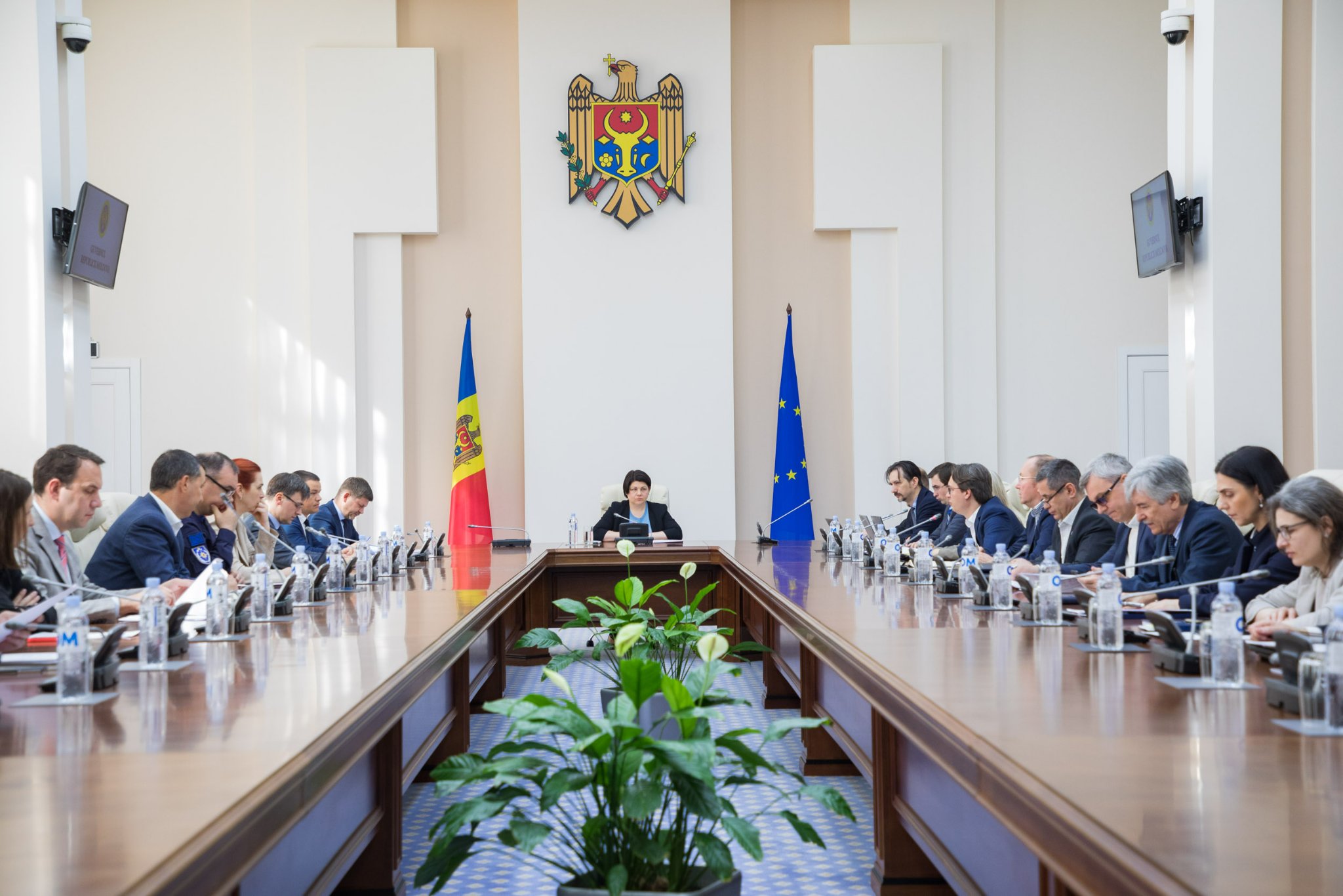 Dispozițiile CSE privind actele de călătorie și energia electrică