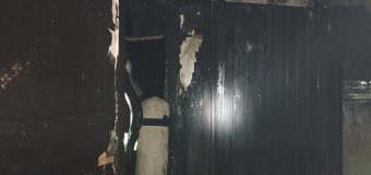 Un incendiu a izbucnit într-un bloc locativ din Chișinău