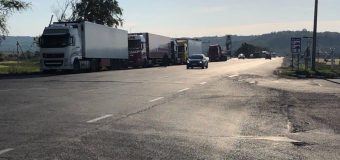 (FOTO) Rândul de camioane de la frontiera moldo-română s-a redus. Vasiloi: Împreună am reușit