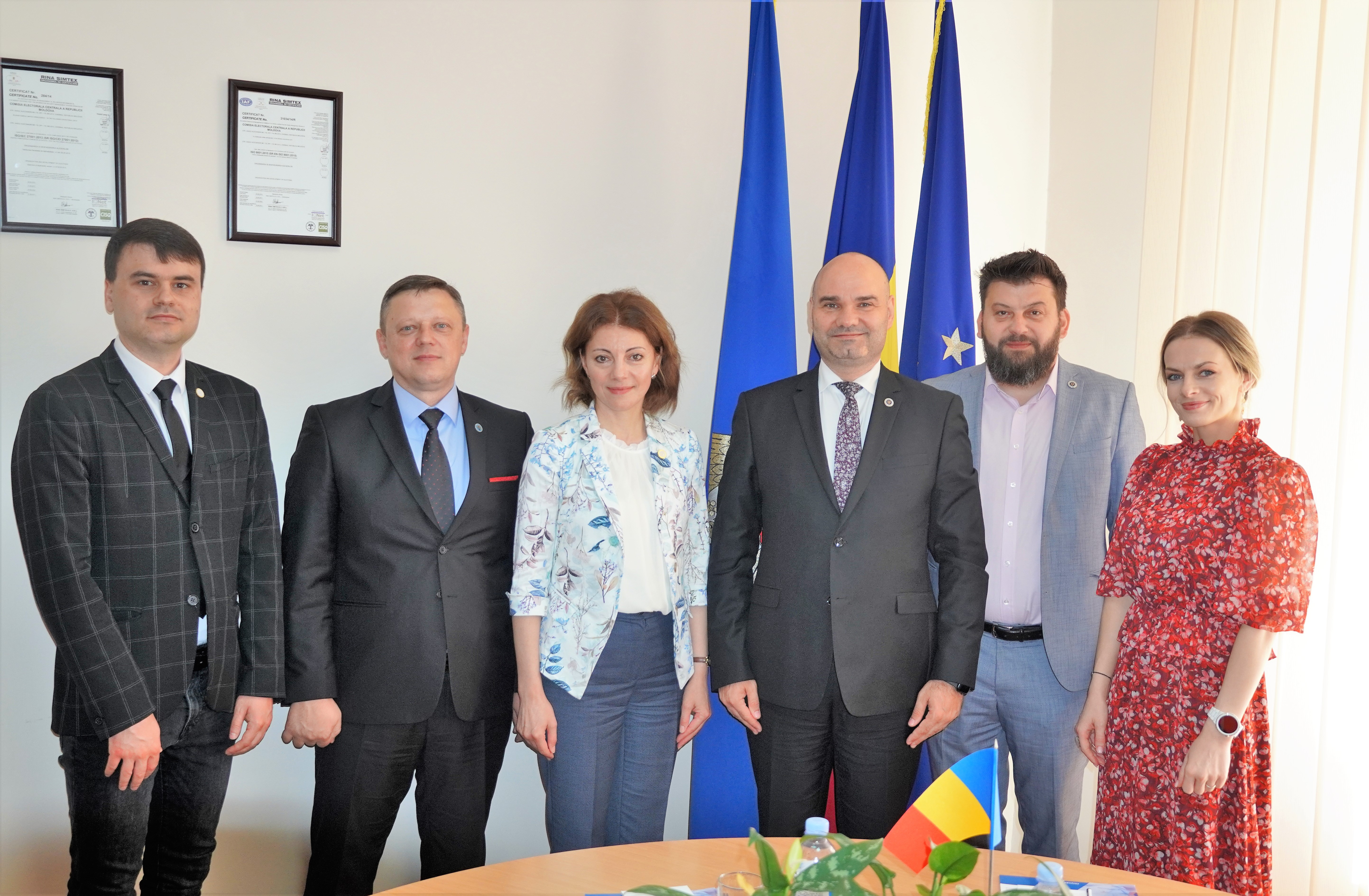 CEC găzduiește o vizită oficială a delegației Autorității Electorale Permanente a României