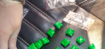 Un carabinier și tatăl său vitreg – reținuți pentru trafic de droguri