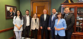 O delegație din cinci deputați se află într-o vizită de studiu în SUA