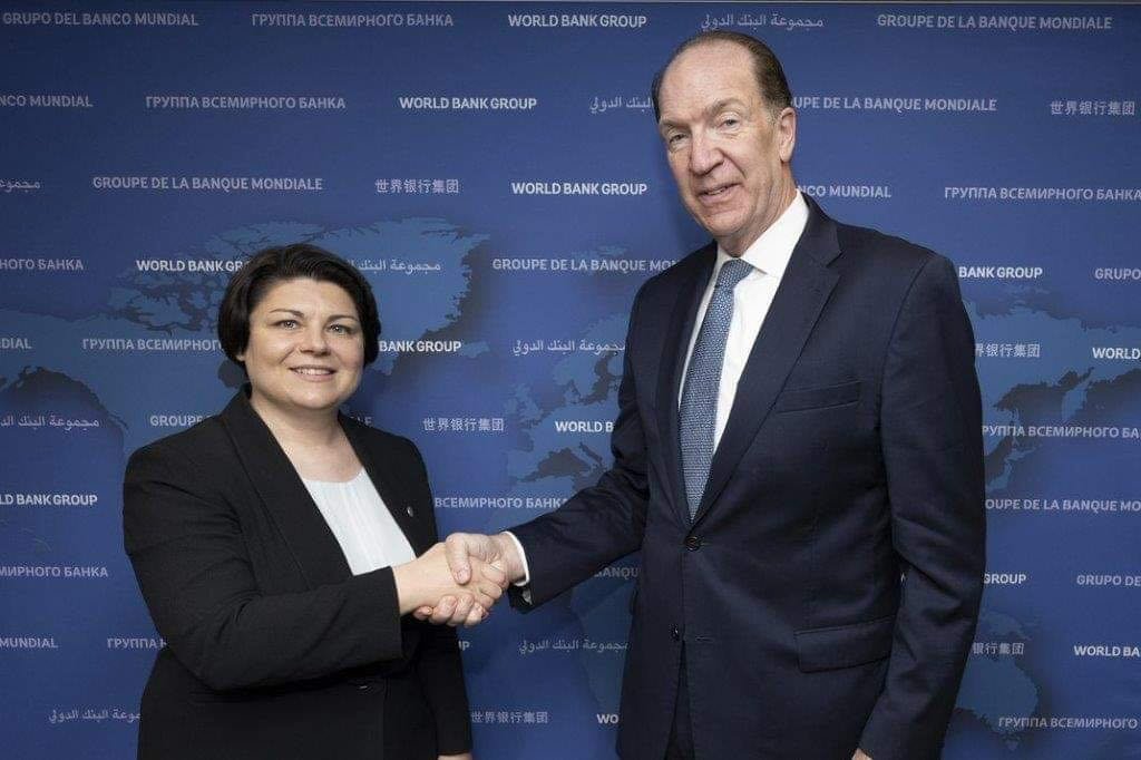 Premierul, la discuții cu Președintele Grupului Băncii Mondiale despre posibilitatea finanțării suplimentare pentru anul viitor