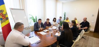 Comisia drepturile omului și relații interetnice a organizat consultări pe marginea modificării Legii cu privire la Avocatul Poporului