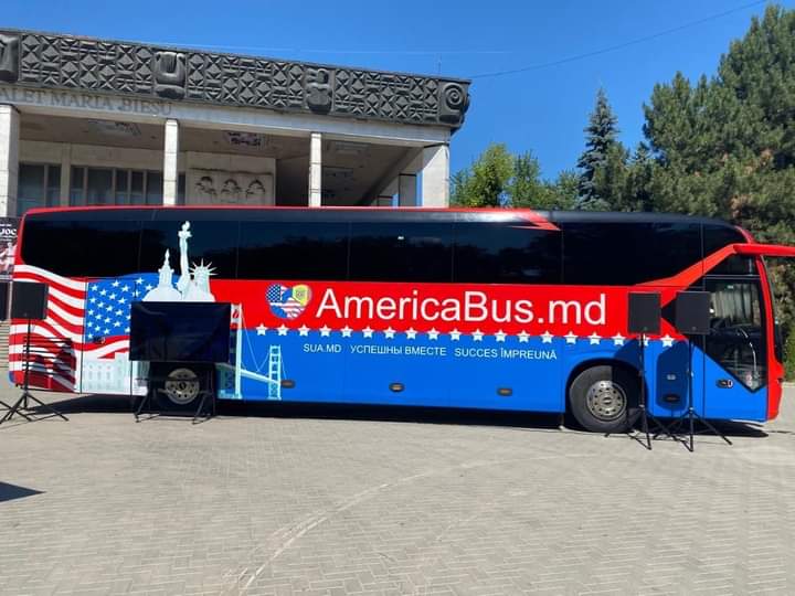 În Republica Moldova va circula „American Bus”. Cu ce scop