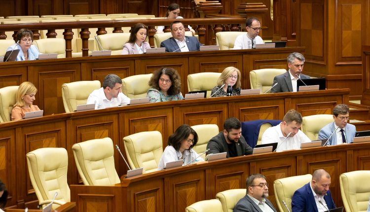 Modificările la Legea cu privire la proprietatea publică a unităților administrativ-teritoriale au fost aprobate în prima lectură