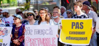O nouă acțiune de protest la Parlament organizată de PSRM