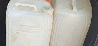 Un bărbat vindea alcool etilic ilegal