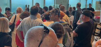 (FOTO// VIDEO) Oameni nemulțumiți la Aeroportul Chișinău. Mai multe zboruri au fost anulate