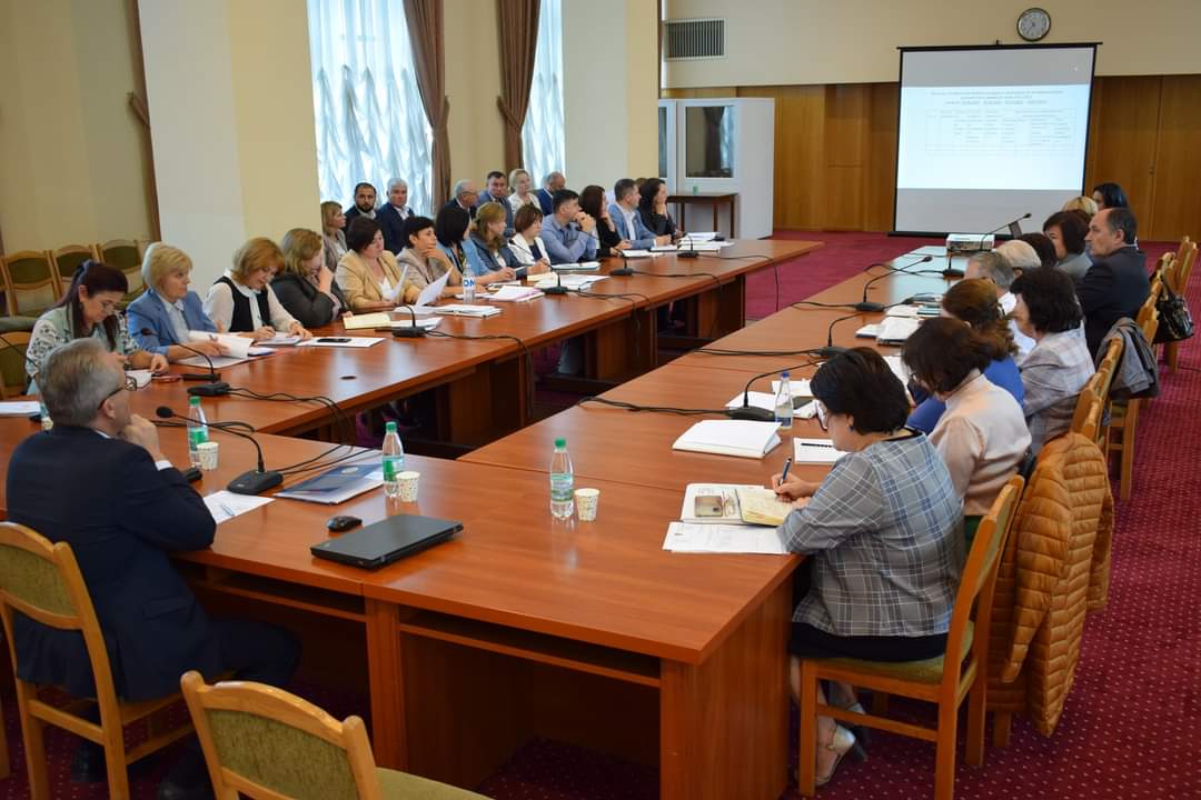 Organele locale de specialitate în domeniul învățământului – la discuții cu ministrul Topală