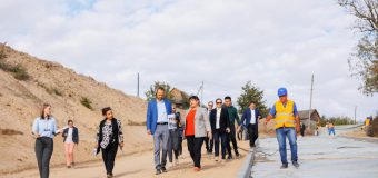 (FOTO) Cum decurg lucrările de reabilitare și modernizare a drumului de acces către lacul Beleu