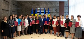 Distincții pentru profesori din partea Parlamentului