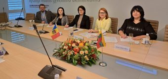O delegație a Casei Naționale de Asigurări Sociale a R. Moldova se află în Lituania