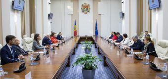 Premierul a discutat cu o delegație de oficiali americani: Faptul că sunteți aici este un semn al prieteniei și solidarității dintre SUA și Moldova