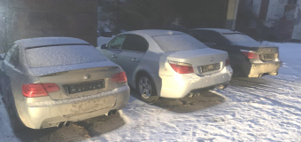 Trei bărbați – trimiși în judecată pentru contrabandă cu 23 autoturisme furate din UE