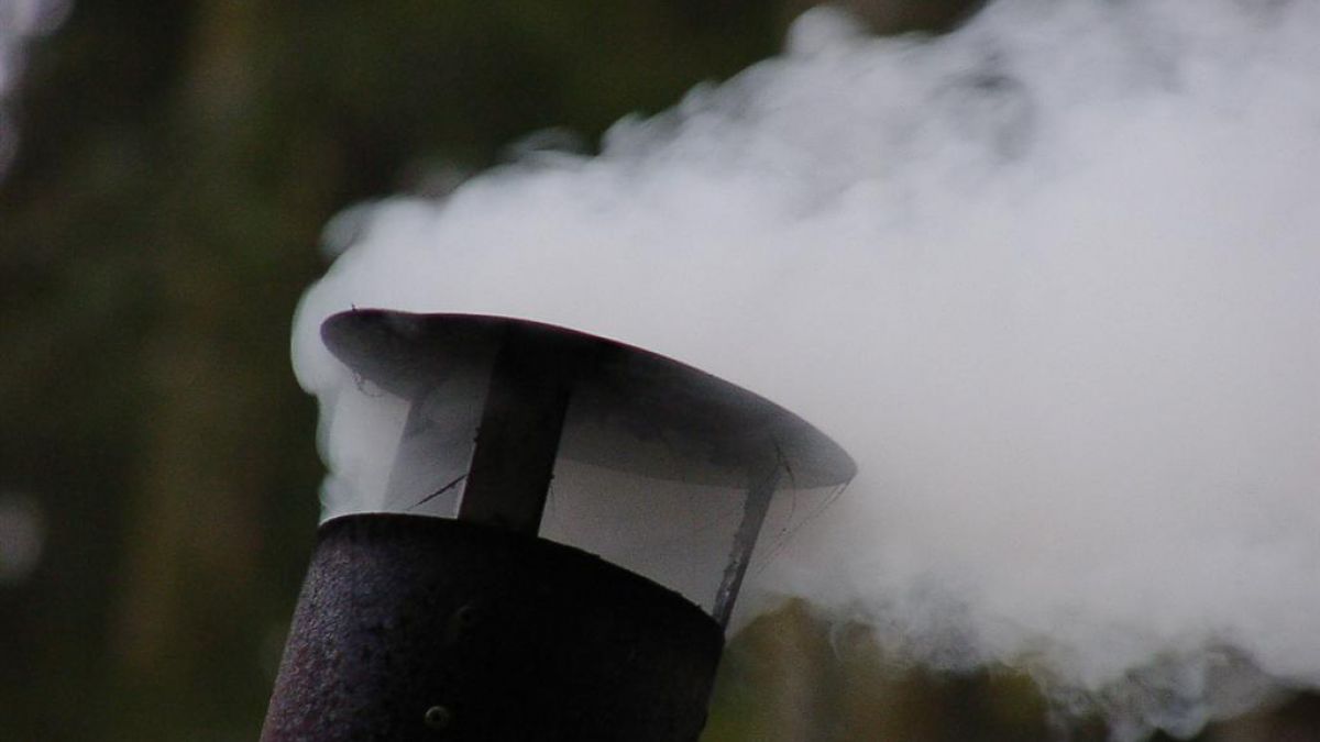 Trei persoane s-au intoxicat cu monoxid de carbon de la coșul defect al cazanului