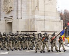Garda de Onoare se pregătește pentru parada militară din 1 decembrie la București