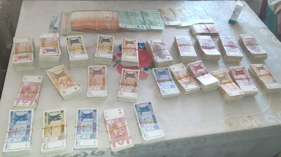 6 persoane – trimise pe banca acuzaților pentru trafic de droguri de peste 1,4 mln. lei