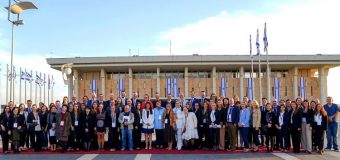 Proiectele educaționale, organizate de Parlament pentru vizitatori, au fost prezentate la Forumul internațional al centrelor de vizite ale parlamentelor