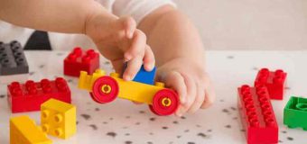 Guvernul a modificat Regulamentele cu privire la condiţiile de stabilire, modul de calcul şi de plată a indemnizaţiei paternale și a indemnizaţiilor adresate familiilor cu copii