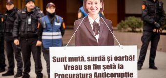 Flashmob organizat de Partidul „ȘOR”: Procuratura Anticorupție e surdă, oarbă și mută