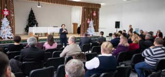 Prim-ministra Gavrilița a discutat cu locuitorii din Cărpineni: „Vom lucra neobosit ca să facilităm procesul de transformare a Moldovei într-o țară cu adevărat europeană”