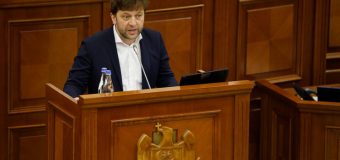 Comisia juridică, numiri și imunități a examinat proiectul de hotărâre privind demisia deputatului Dumitru Alaiba