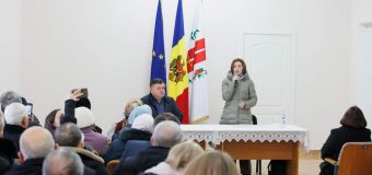 Maia Sandu a discutat cu locuitorii comunei Sipoteni din Călărași