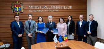 A fost semnat contractul de finanțare de 100 mln. euro pentru programul „Moldova Drumuri III”