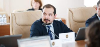 Ajutor lunar de 700 lei pentru mai multe familii defavorizate