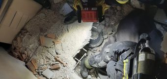 Salvatorii moldoveni în Turcia au depistat două cadavre sub dărâmături