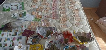 Percheziții la domiciliul unui bărbat din Găgăuzia. Au fost găsite droguri
