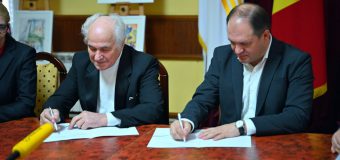 Primăria Chișinău a semnat un Memorandum de colaborare cu compozitorul Eugen Doga