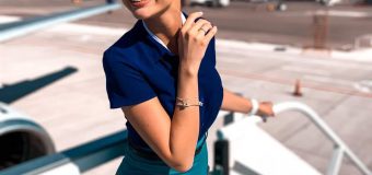 Ce salarii primesc piloții din companiile avia autohtone și cât de sigure sunt avioanele? Răspunsul unei însoțitoare de bord din R. Moldova