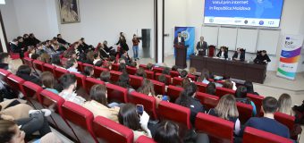 Când va fi implementat votul prin internet? Angelica Caraman a discutat cu studenții