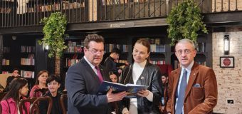„Luceafărul” – în Azerbaidjan. A avut loc prezentarea cărții cu poezii alese ale poetului Mihai Eminescu