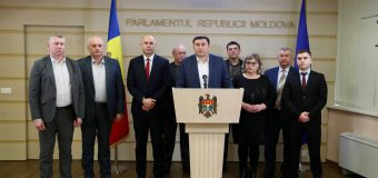 Socialiștii au adunat 186 mii semnături împotriva reformei administrativ-teritoriale a R. Moldova și le-au transmis Oficiului Consiliului Europei la Chișinău