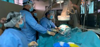 O tumoare canceroasă masivă a fost extirpată de chirurgii de la Spitalul „Timofei Moșneaga”
