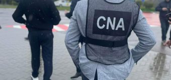 Un ucrainean a încercat să mituiască un ofițer cu statut special