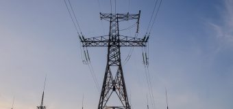 Companiile și consumatorii casnici cu contoare inteligente vor plăti tarife diferențiate pentru energia electrică în funcție de orele de consum