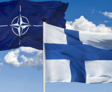 Finlanda devine stat membru al NATO