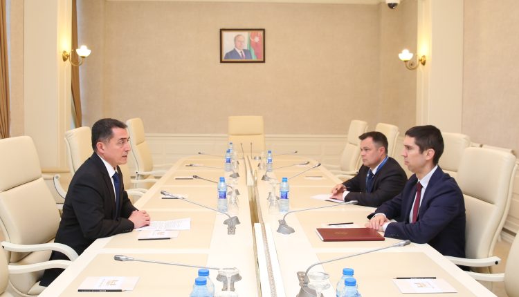 Mihail Popșoi a avut o întrevedere cu prim-vicepreședintele Parlamentului Republicii Azerbaidjan