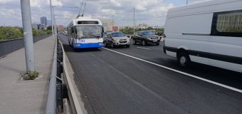 Se reorganizează circulația rutieră pe un bulevard din Capitală